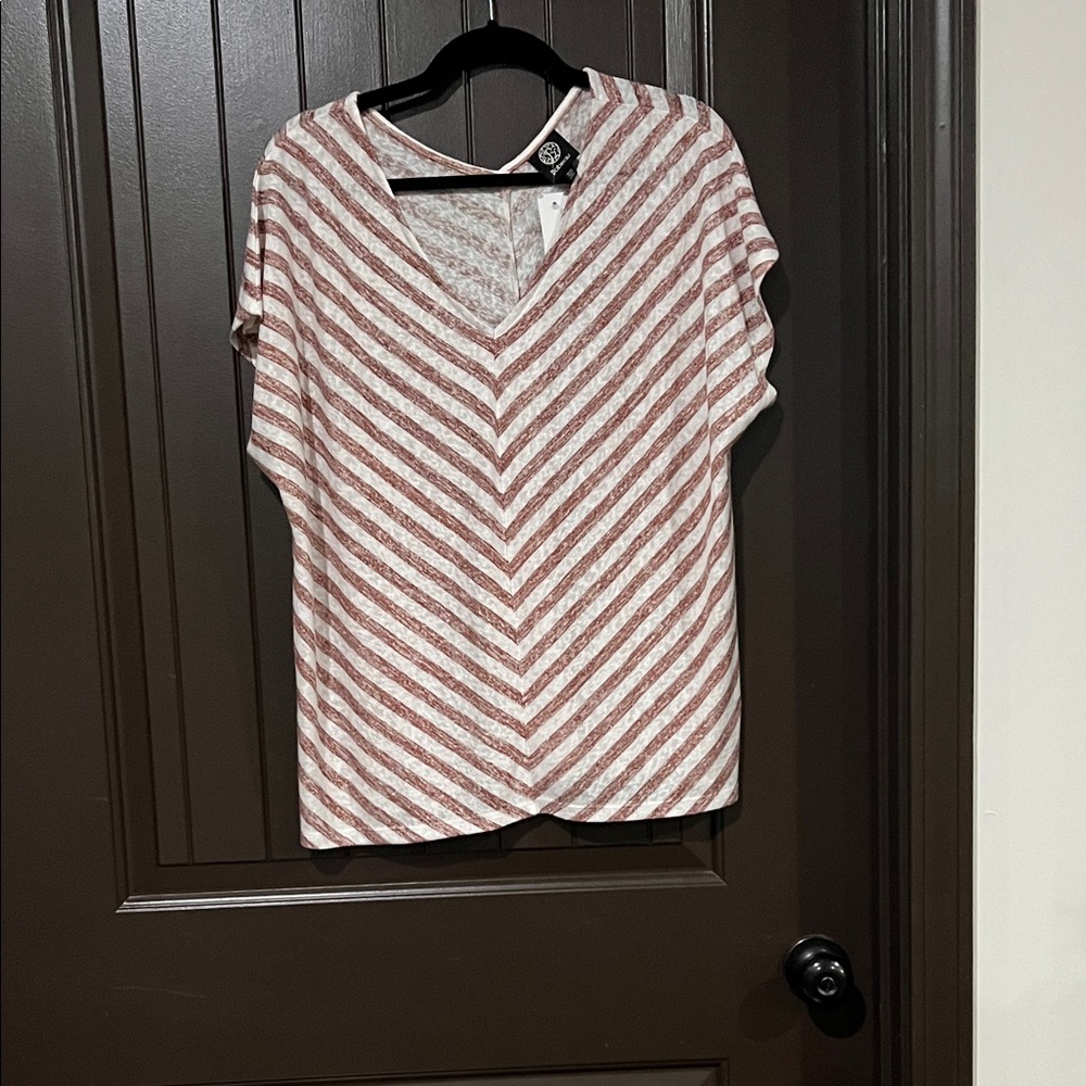 Bobeau Striped V-Neck Top in Pink and White